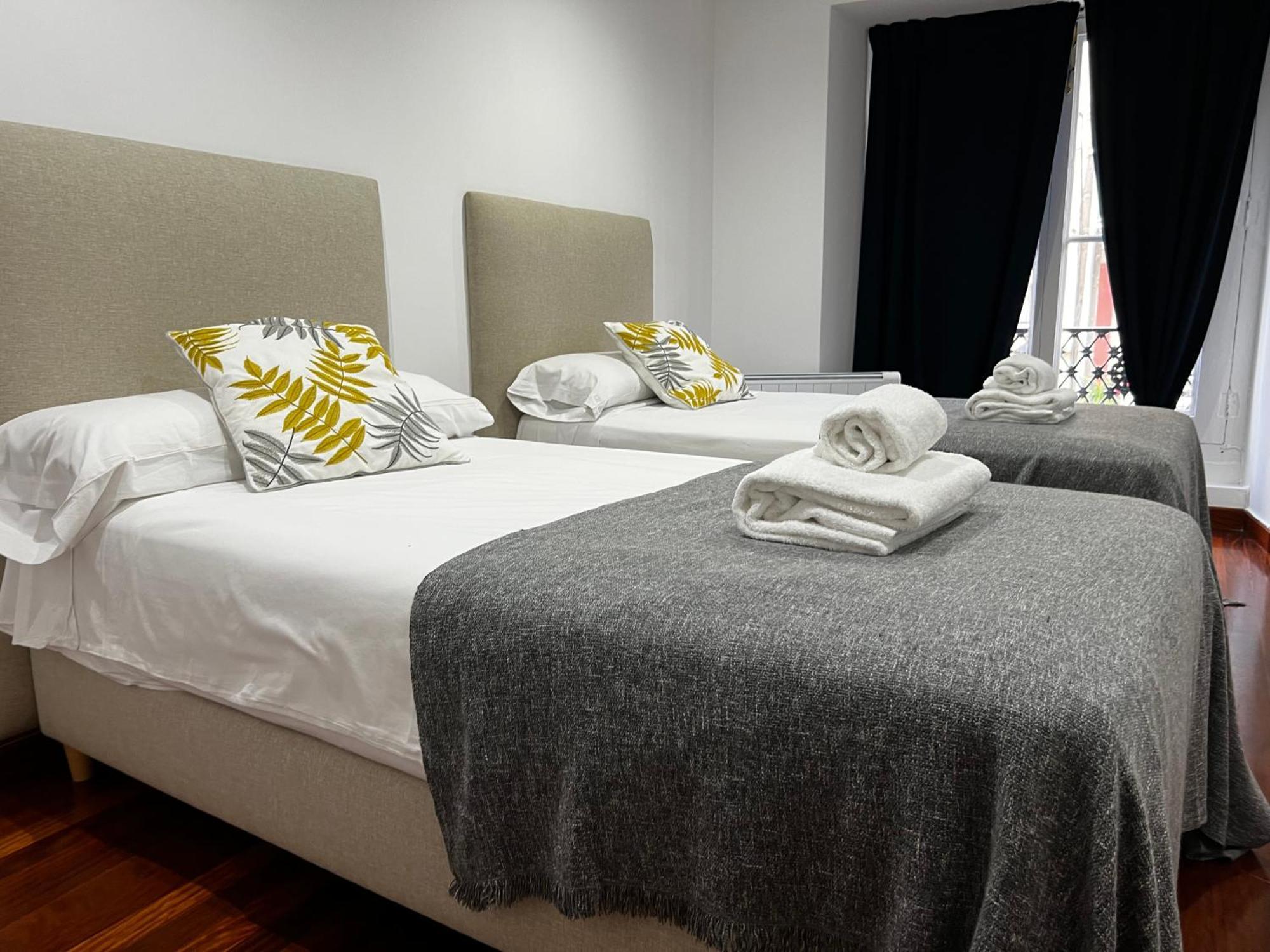 Ferienwohnung Oktheway Riego De Agua 23 A Coruña Exterior foto