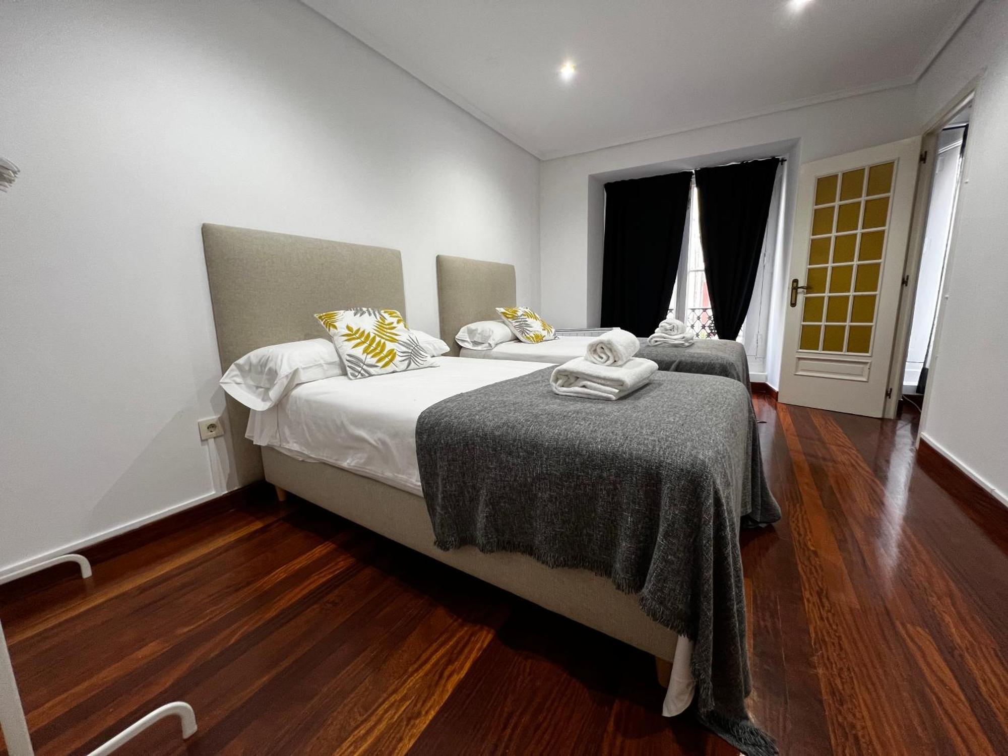 Ferienwohnung Oktheway Riego De Agua 23 A Coruña Exterior foto